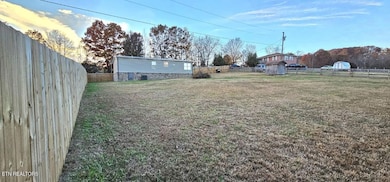 365 Billingsley Rd, Sweetwater, TN 37874 - photo 4