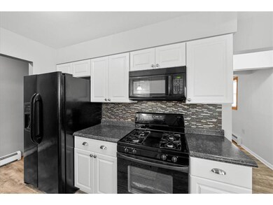 1365 N Woodbridge St, Saint Paul, MN 55117 - photo 3