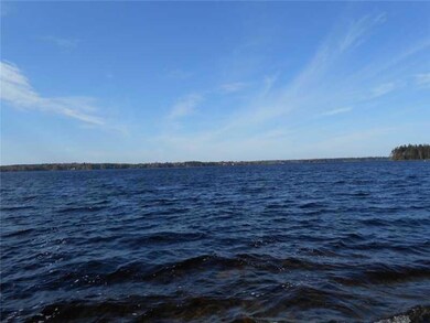 Other. Beachfront from common lot