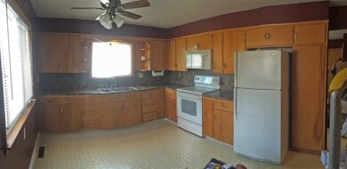 520 1st St, Lake View, IA 51450 - photo 3