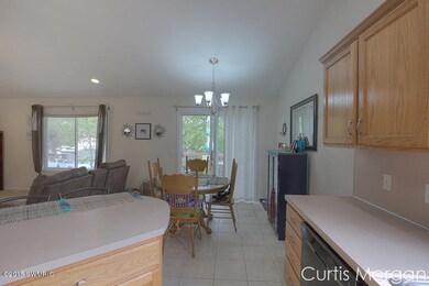 1435 Wakely St NE, Grand Rapids, MI 49505 - photo 6