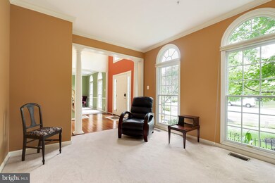 10602 Wood Pointe Ct, Glenn Dale, MD 20769 - photo 4