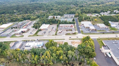 1015 W Fulton St, Waupaca, WI 54981 - photo 7