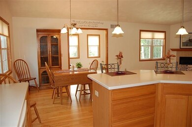 384 Sterling Dr, Oregon, WI 53575 - photo 5