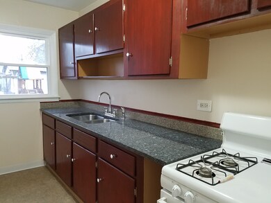 2133 Indian Rd, Waukegan, IL 60087 - photo 2