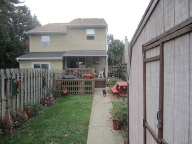 1237 S 9th St, Allentown, PA 18103 - photo 3