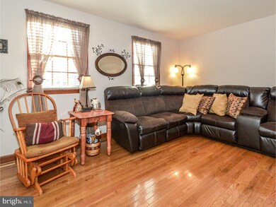 197 Washington St, Red Hill, PA 18076 - photo 2