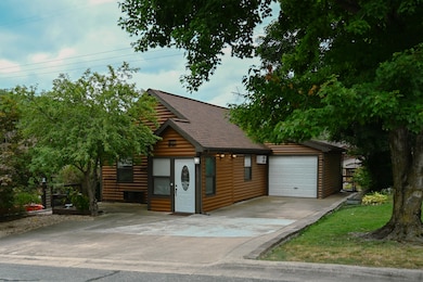 177 Bears Paw Way, Hollister, MO 65672 - photo 2