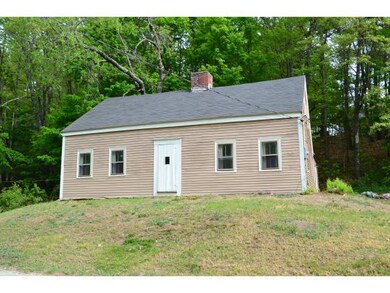 29 Pond St, Newton, NH 03858 - photo 2