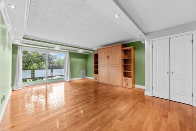 57 Broadlawn Park unit 21A, Chestnut Hill, MA 02467 - photo 2