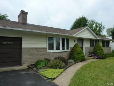 1540 Cherry Ln, Macungie, PA 18062 - photo 4