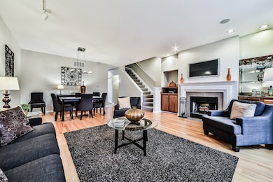 2638 N Southport Ave, Chicago, IL 60614 - photo 5