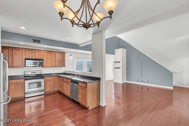 14-10600 Norton Commons Walk-113