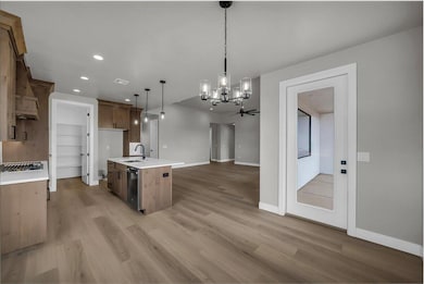 2433 N Locust St, Cedar City, UT 84721 - photo 3