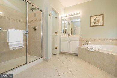 1562 Star Stella Dr, Odenton, MD 21113 - photo 6