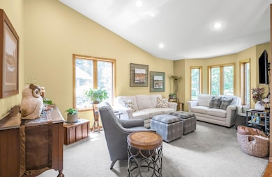 19363 E Tri Oak Cir NE, Wyoming, MN 55092 - photo 3