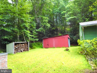 39 Bear Creek Dr, New Ringgold, PA 17960 - photo 2