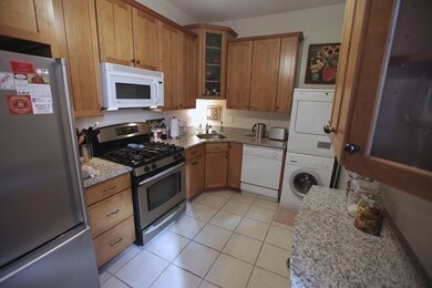 200 Saint Botolph St unit 4, Boston, MA 02115 - photo 4