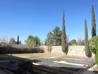 1832 Mike Hill Dr, El Paso, TX 79936 - photo 3