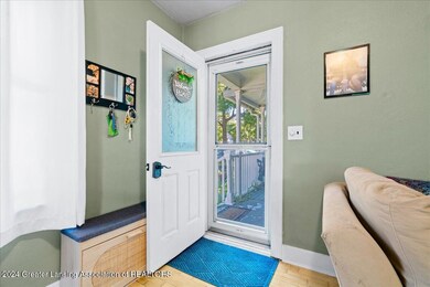 616 W Jefferson St, Grand Ledge, MI 48837 - photo 4