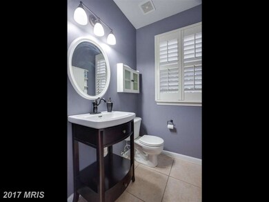 46766 Backwater Dr, Sterling, VA 20164 - photo 5