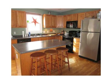 31 J h Dwyer Dr, Middletown, RI 02842 - photo 5