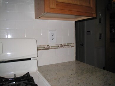 4189 Amboy Rd unit 1A, Staten Island, NY 10308 - photo 7