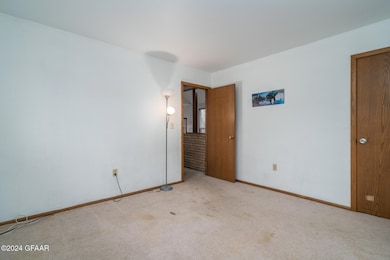 605 Summit Ave N, Crookston, MN 56716 - photo 5