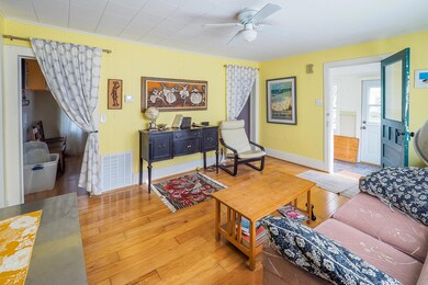 209 Sycamore-109