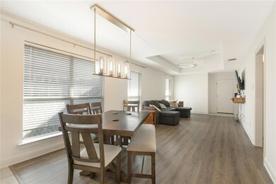 NICE OPEN AND BRIGHT FLOOR PLAN WITH NEW LAMINATE