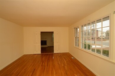 1009 Sioux Dr, Jacksonville, NC 28540 - photo 4