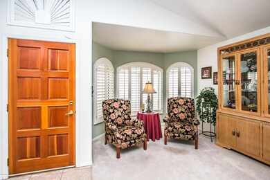 860 E Orchid Ln, Chandler, AZ 85225 - photo 6