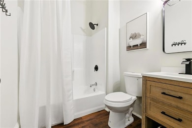 1815 17 Carondelet St, New Orleans, LA 70130 - photo 5