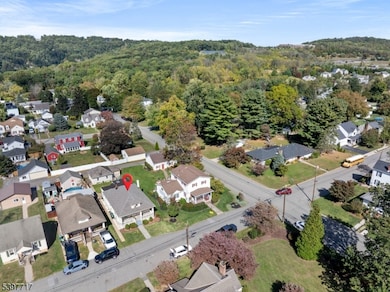 241 Aurora St, Phillipsburg, NJ 08865 - photo 6