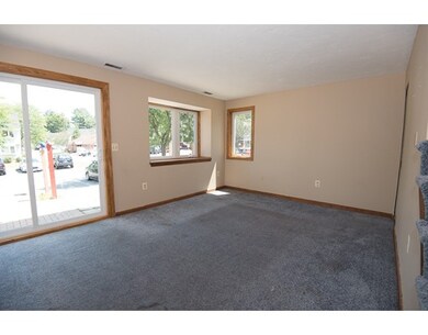 42 Meadow Pond Dr unit H, Leominster, MA 01453 - photo 4