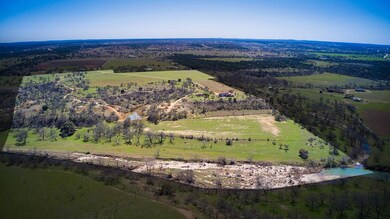 989 Mesa Rd, Fredericksburg, TX 78624 - photo 2