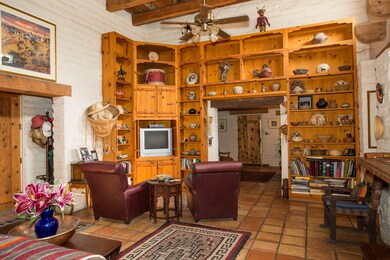 Great Room  ( Photo by KC Creative Desig