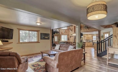 5 Living Area