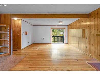 11529 NE Fargo St, Portland, OR 97220 - photo 7