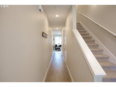 520 S Columbia St, Newberg, OR 97132 - photo 5