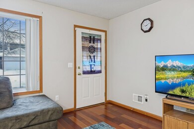 2085 Gresham Ave N, Saint Paul, MN 55128 - photo 5