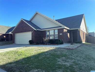 2724 Arabian Ave, Denton, TX 76210 - photo 2