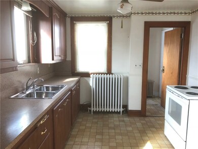 216 Reservoir Rd unit 1, Middletown, RI 02842 - photo 7