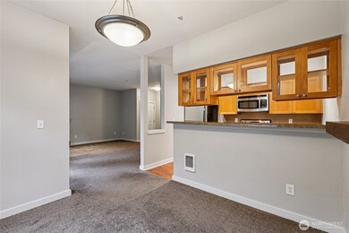 18930 Bothell Everett Hwy unit F105, Bothell, WA 98012 - photo 6