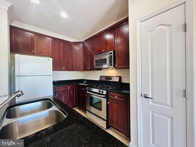 9020 Lorton Station Blvd unit 211, Lorton, VA 22079 - photo 7