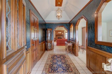 2704 Kensington Way, Bartlesville, OK 74006 - photo 4