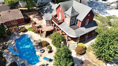 521 N Locust St, Flora, IL 62839 - photo 3