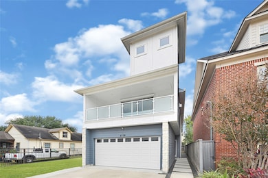 6118 Truro St, Houston, TX 77007 - photo 2