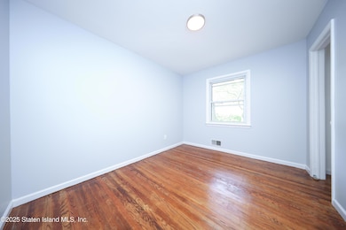 2 Remsen St, Staten Island, NY 10304 - photo 4