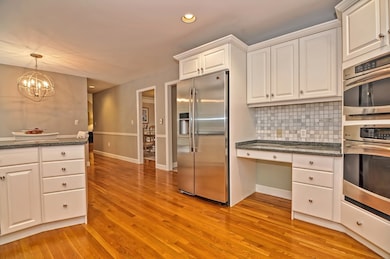 65 Sugarcane Ln, North Andover, MA 01845 - photo 5